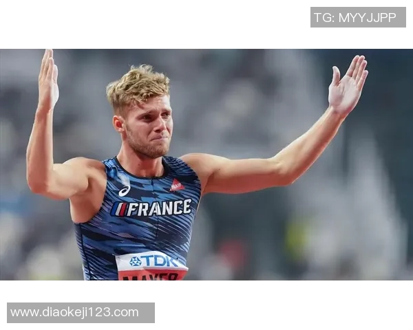 球场巅峰时刻 球星们展现风采的帅气瞬间与传奇表现