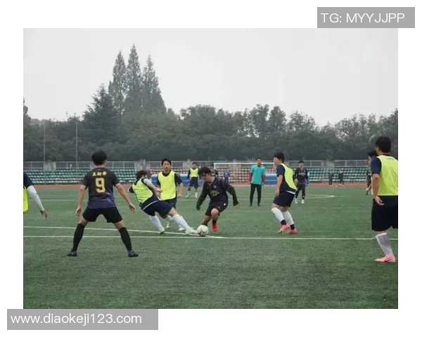 龙里足球球星逐梦绿茵场谱写拼搏青春与荣耀传奇 龙里足球球星逐梦绿茵场谱写拼搏青春与荣耀传奇